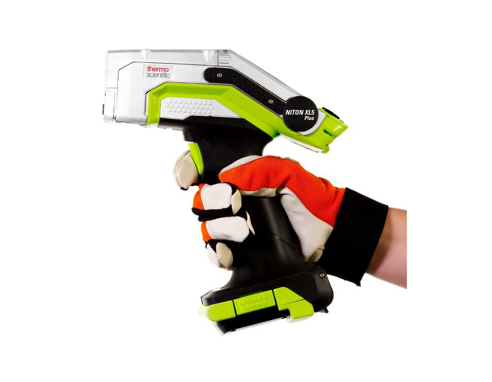 Niton™ XL5 Plus 手持式 XRF 金属分析仪